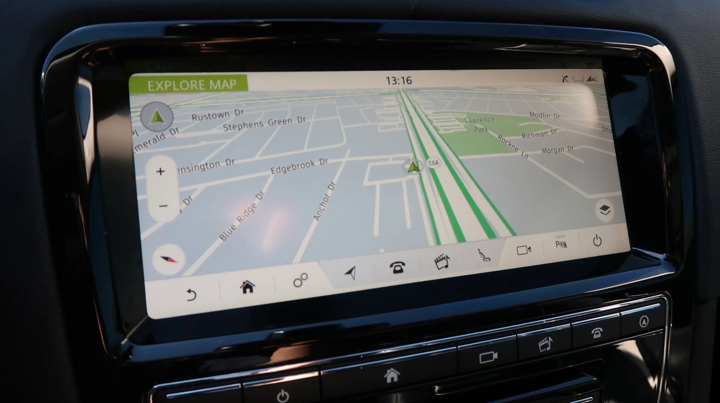 Used 2019 Jaguar XJ R-Sport image 30