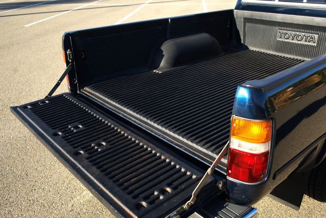 Used 1994 Toyota Pickup DX image 81