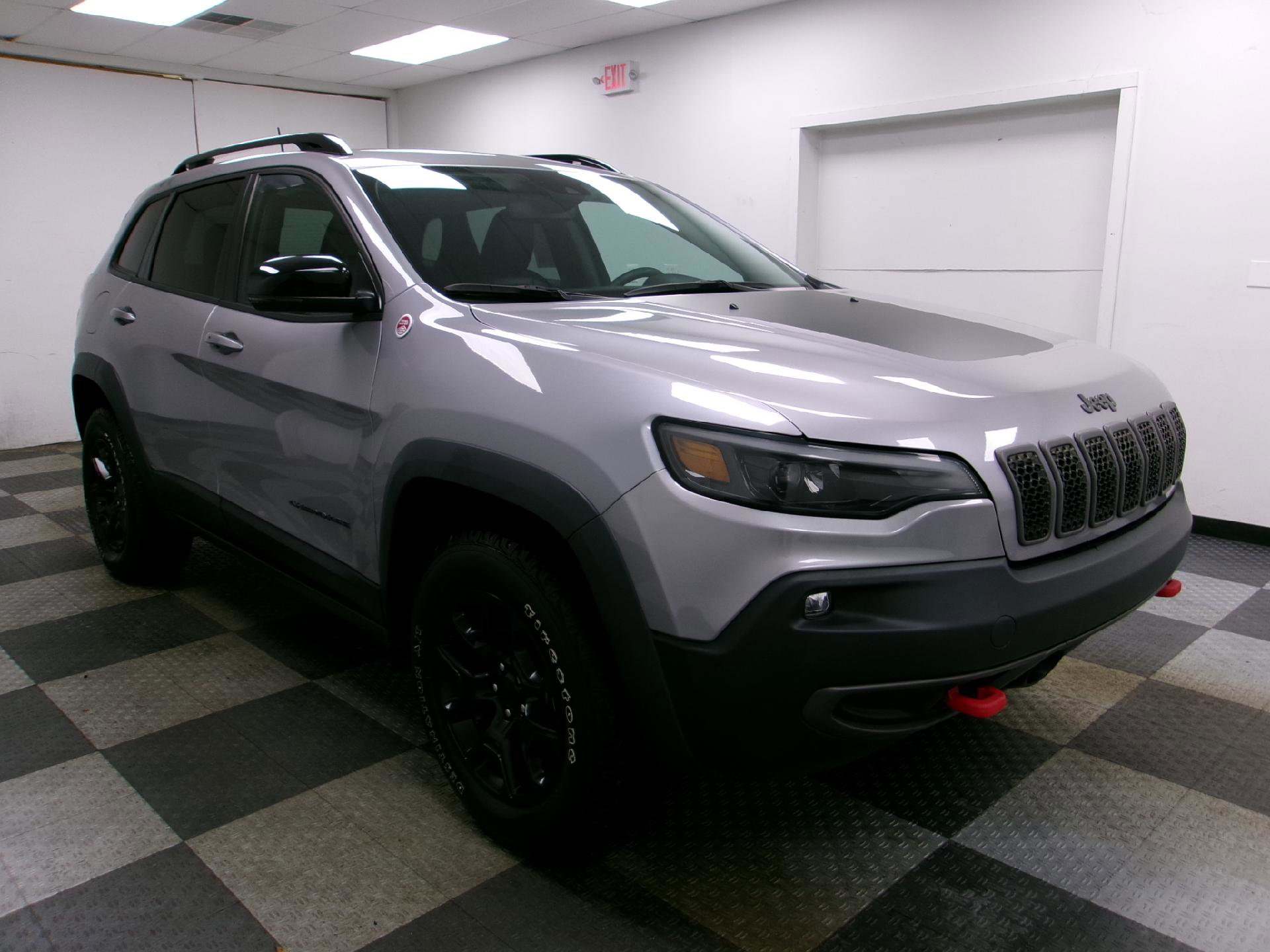 Used 2022 Jeep Cherokee Trailhawk w/ Trailer Tow Group image 13