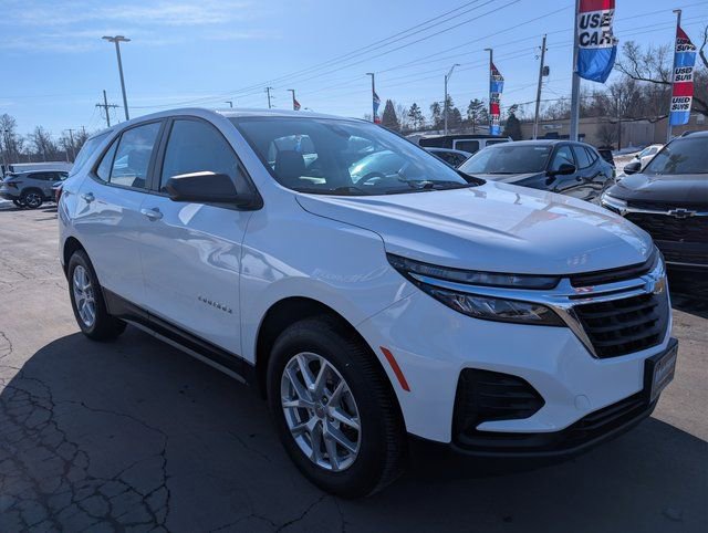 Used 2024 Chevrolet Equinox LS image 7