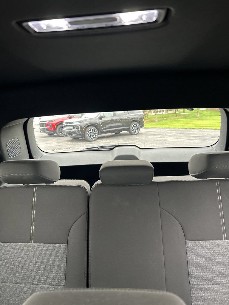 Used 2025 GMC Acadia Elevation FWD image 57