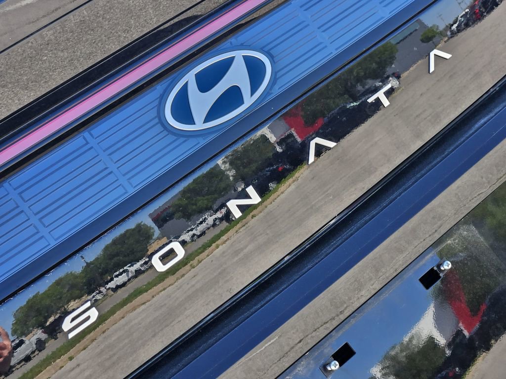 Used 2025 Hyundai Sonata Limited image 7