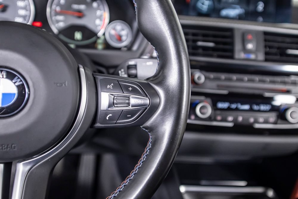 Used 2020 BMW M4 Coupe w/ Competition Package RWD image 43