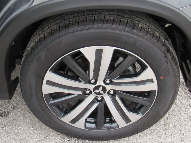 Used 2025 Mitsubishi Outlander Sport ES image 8