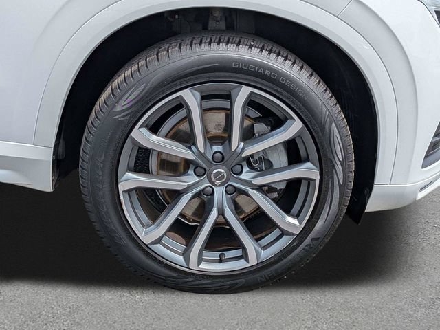 Used 2021 Volvo XC90 T5 Momentum w/ Protection Package Premier FWD image 11
