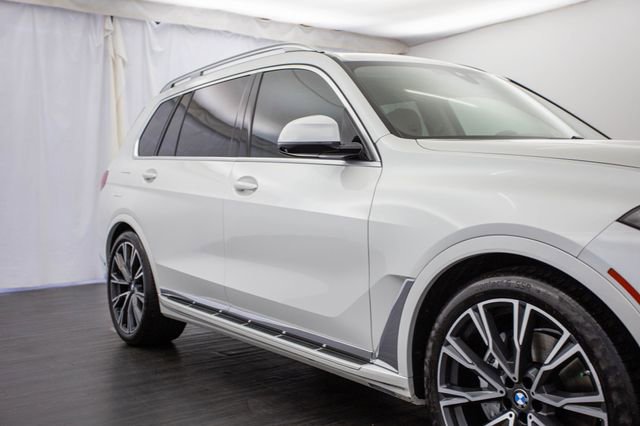 Used 2020 BMW X7 xDrive40i w/ Executive Package image 36