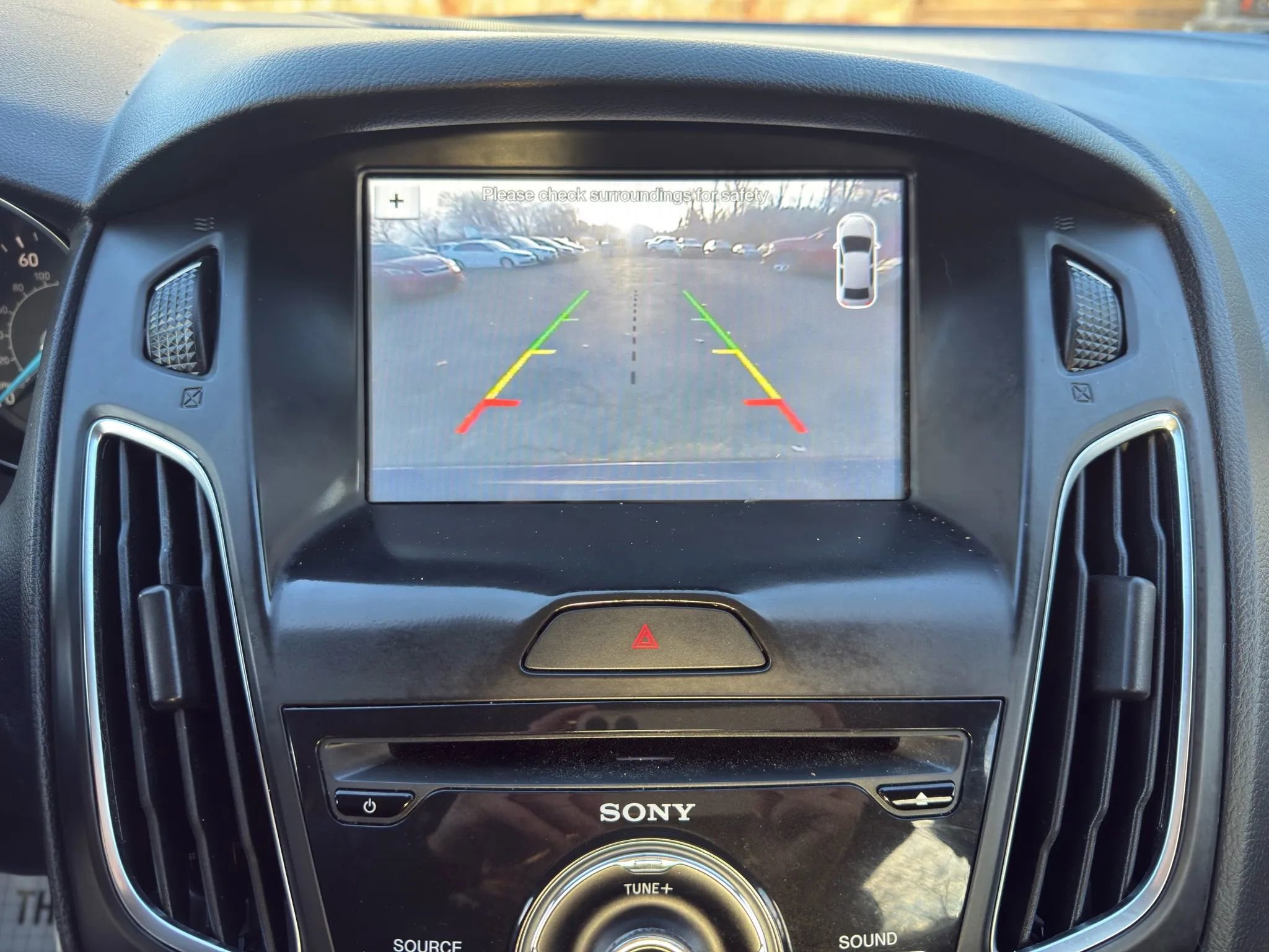 Used 2017 Ford Focus SEL image 28