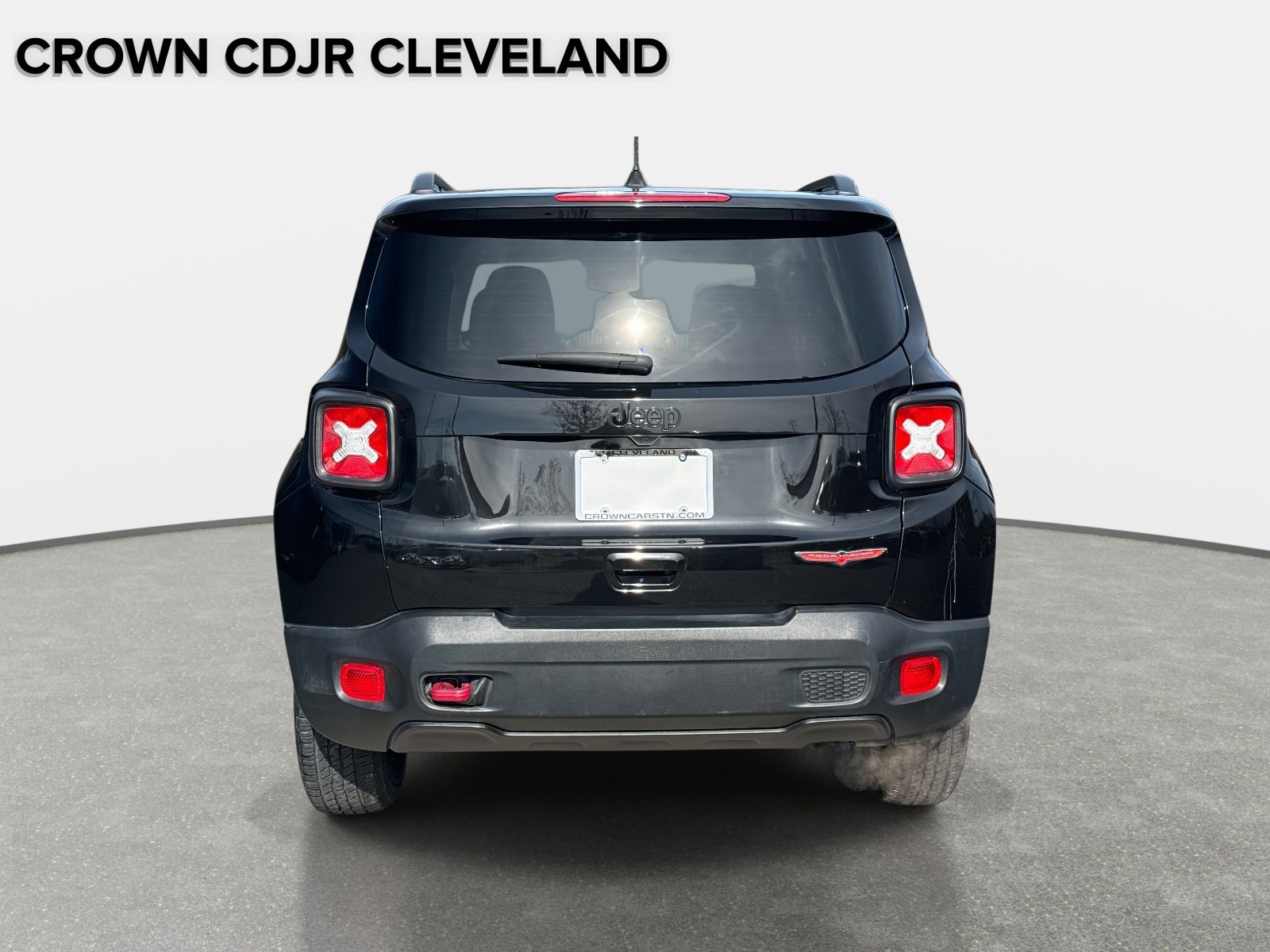 Used 2023 Jeep Renegade Trailhawk image 5