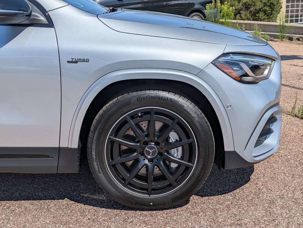 New 2026 Mercedes-Benz GLA 35 AMG 4MATIC image 9