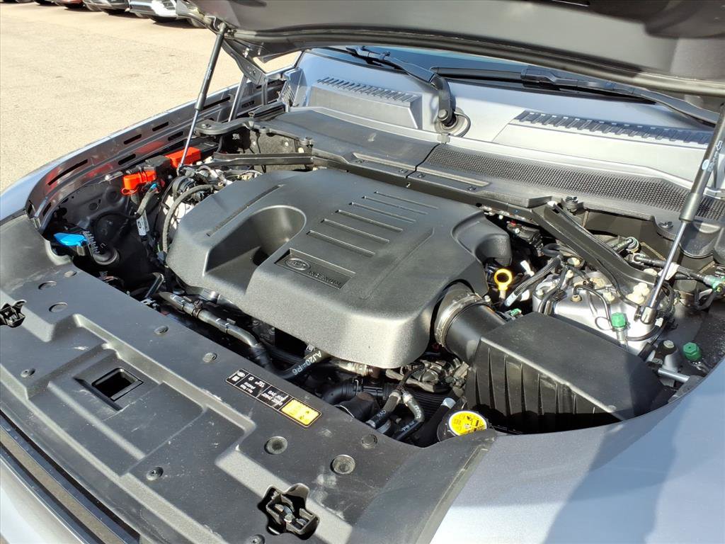 Certified 2024 Land Rover Defender 110 X-Dynamic SE image 13