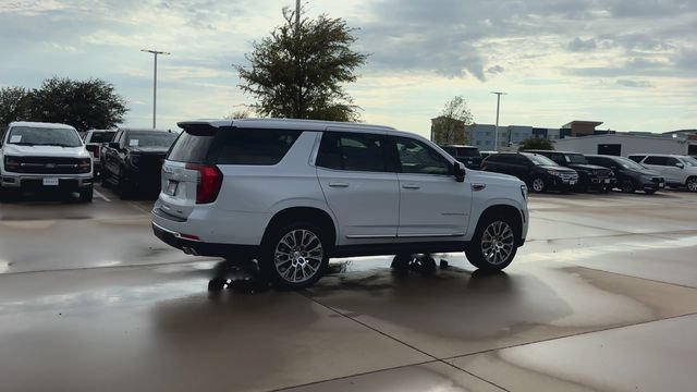 Used 2026 GMC Yukon Denali w/ Denali Reserve Package AWD/4WD image 9