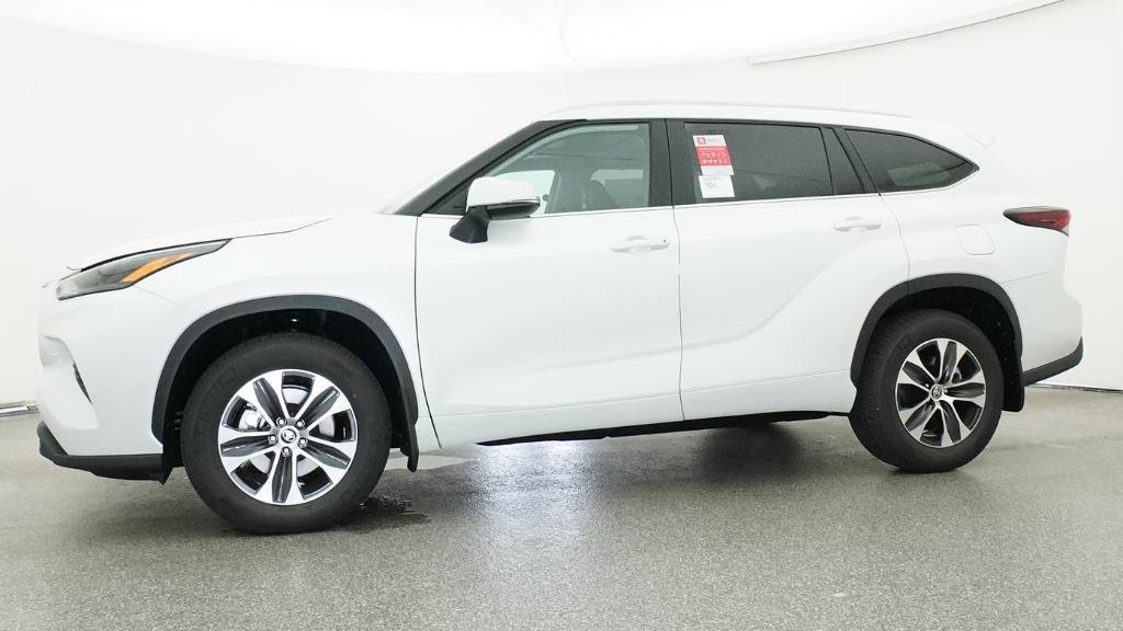 New 2026 Toyota Highlander XLE AWD/4WD image 5