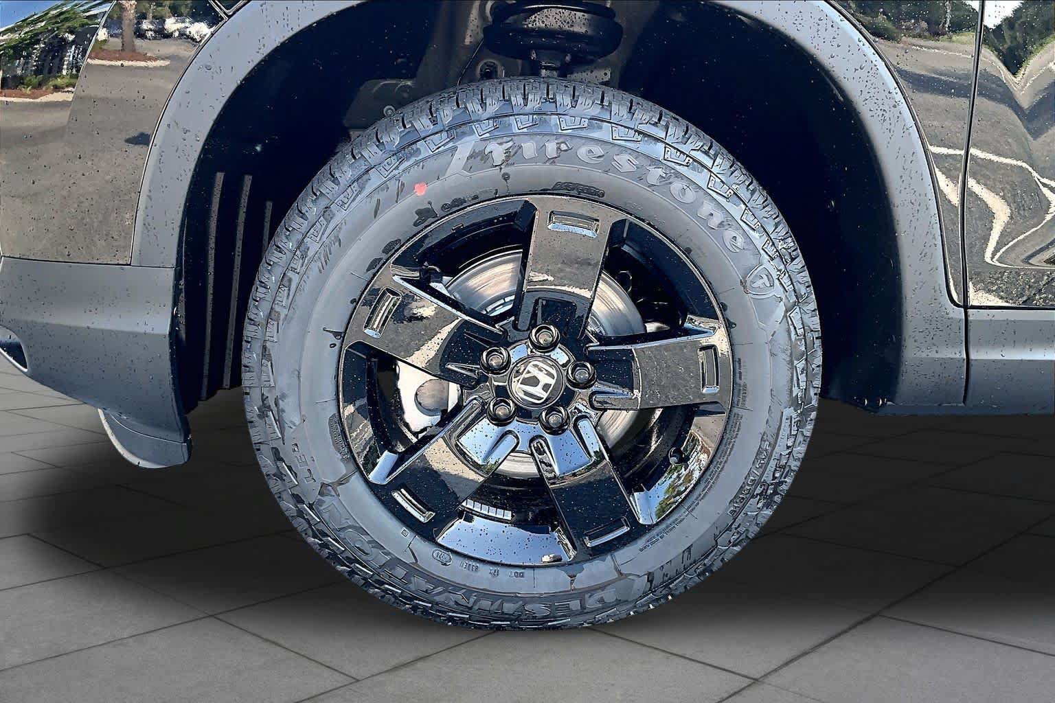 New 2026 Honda Ridgeline Black Edition image 9