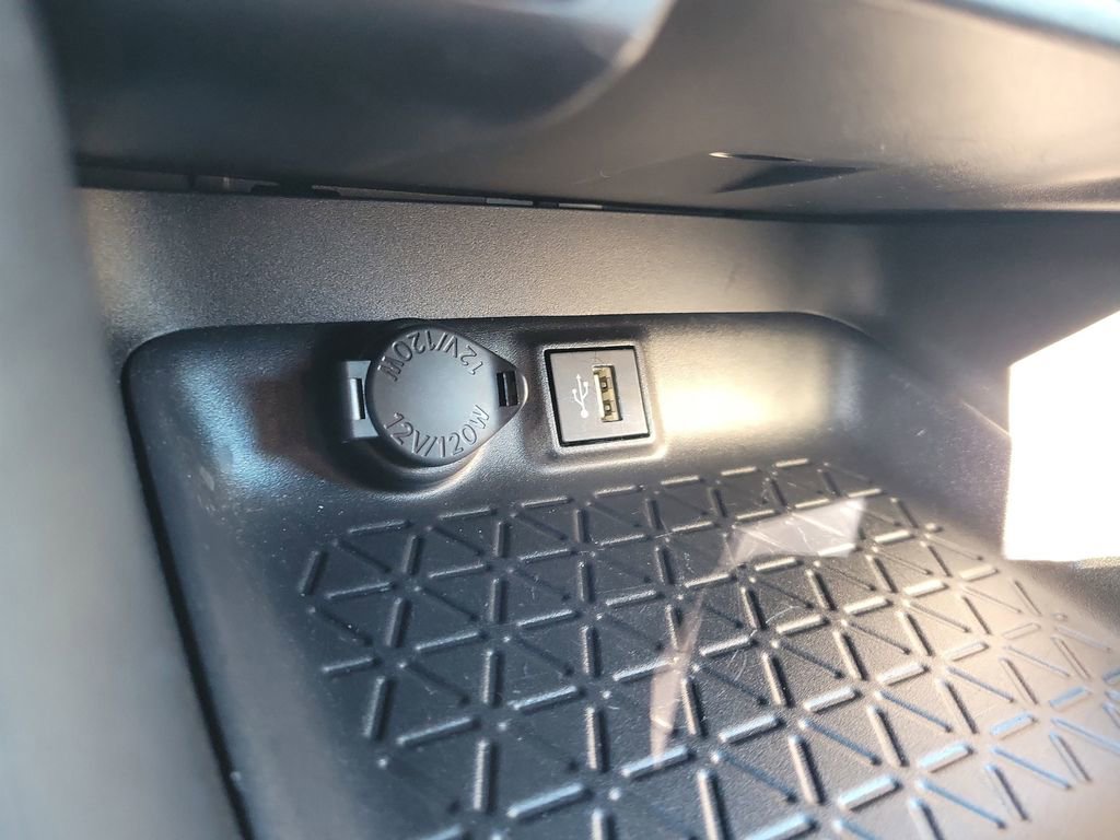 Used 2025 Toyota RAV4 LE image 19