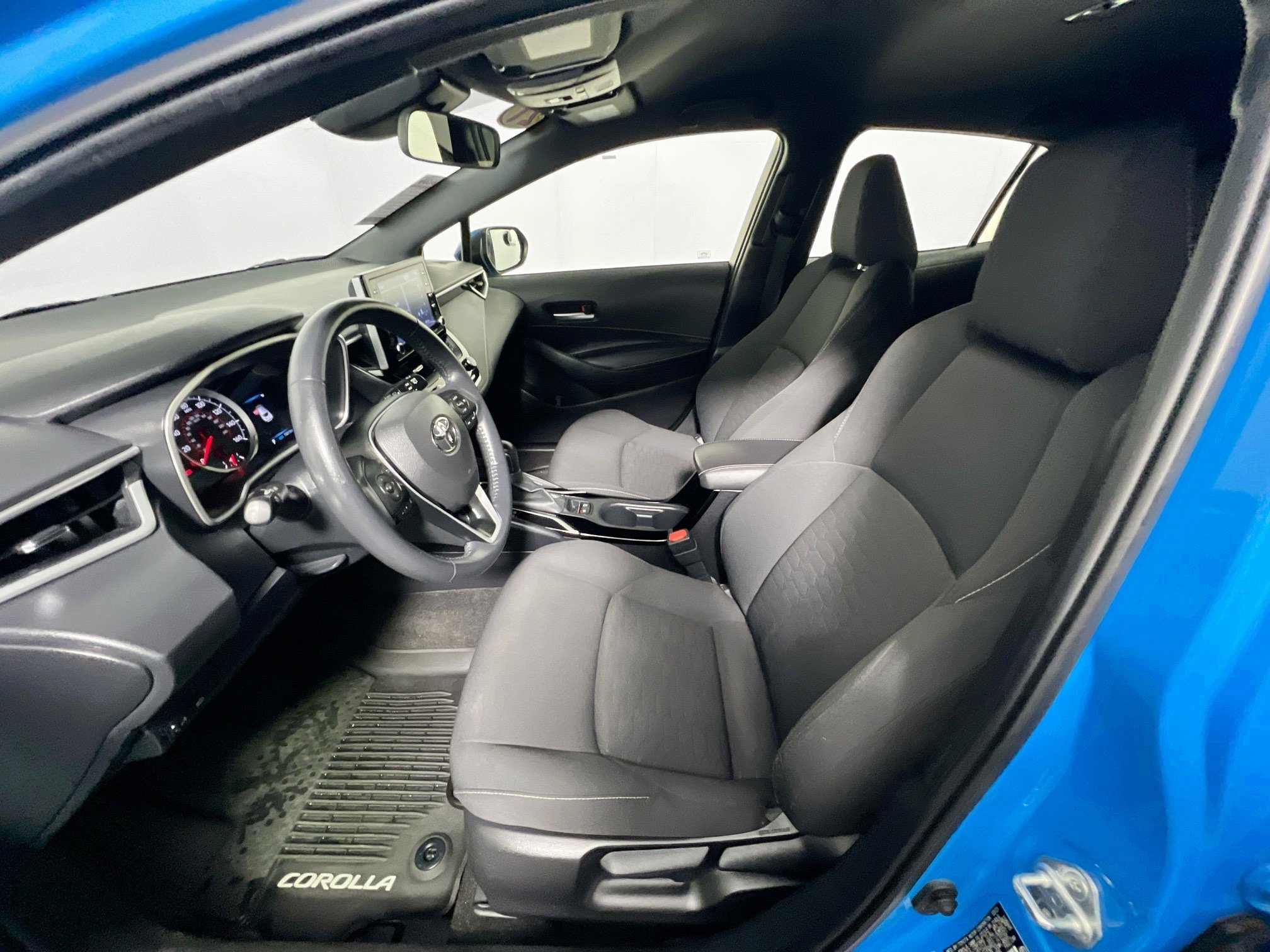 Used 2021 Toyota Corolla SE image 14