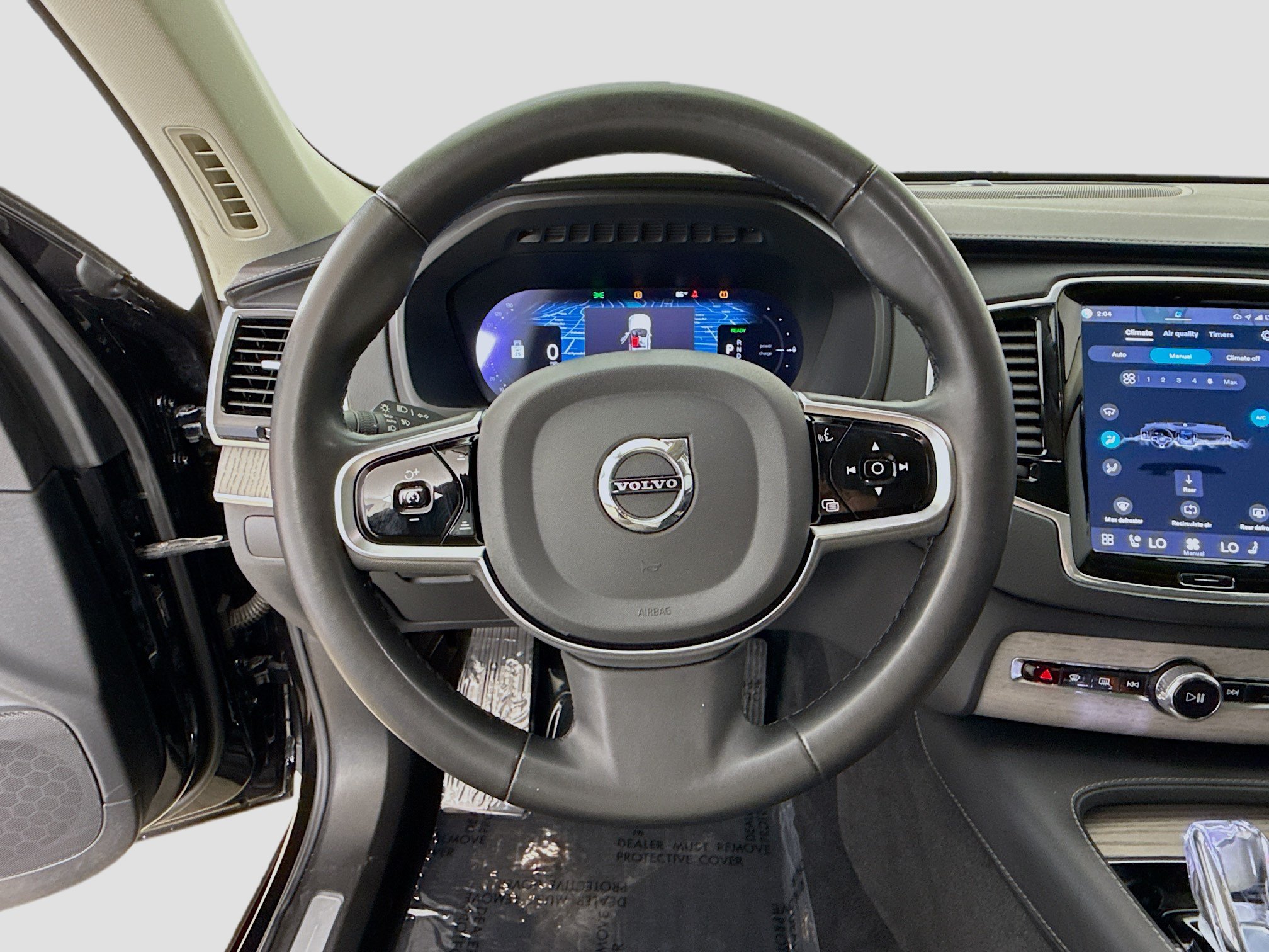 Used 2024 Volvo XC90 T8 Ultimate w/ Protection Package Premier AWD/4WD image 13