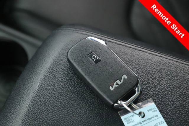 Used 2025 Kia Sportage X-Line w/ Premium Package image 3