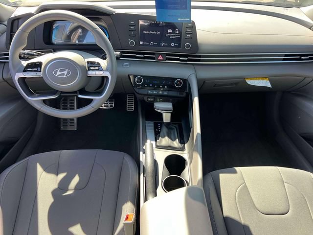 Certified 2026 Hyundai Elantra Sport FWD image 13