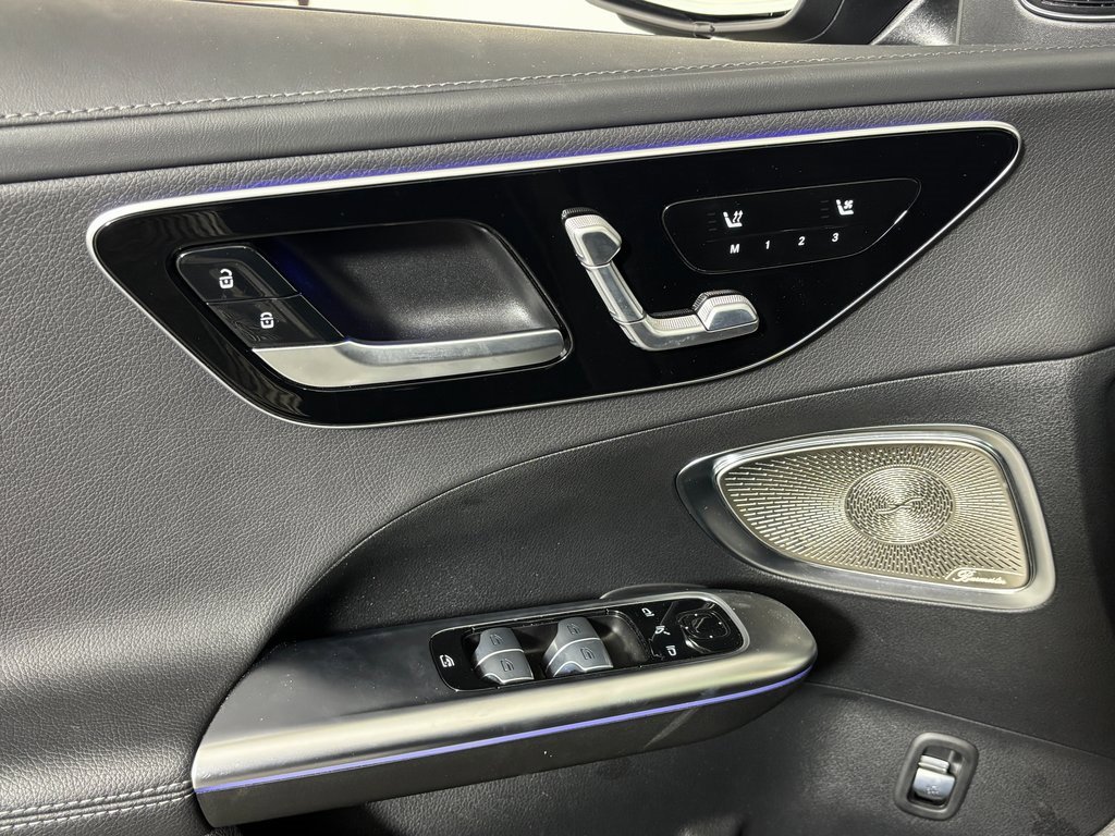 Certified 2023 Mercedes-Benz C 300 4MATIC Sedan image 11