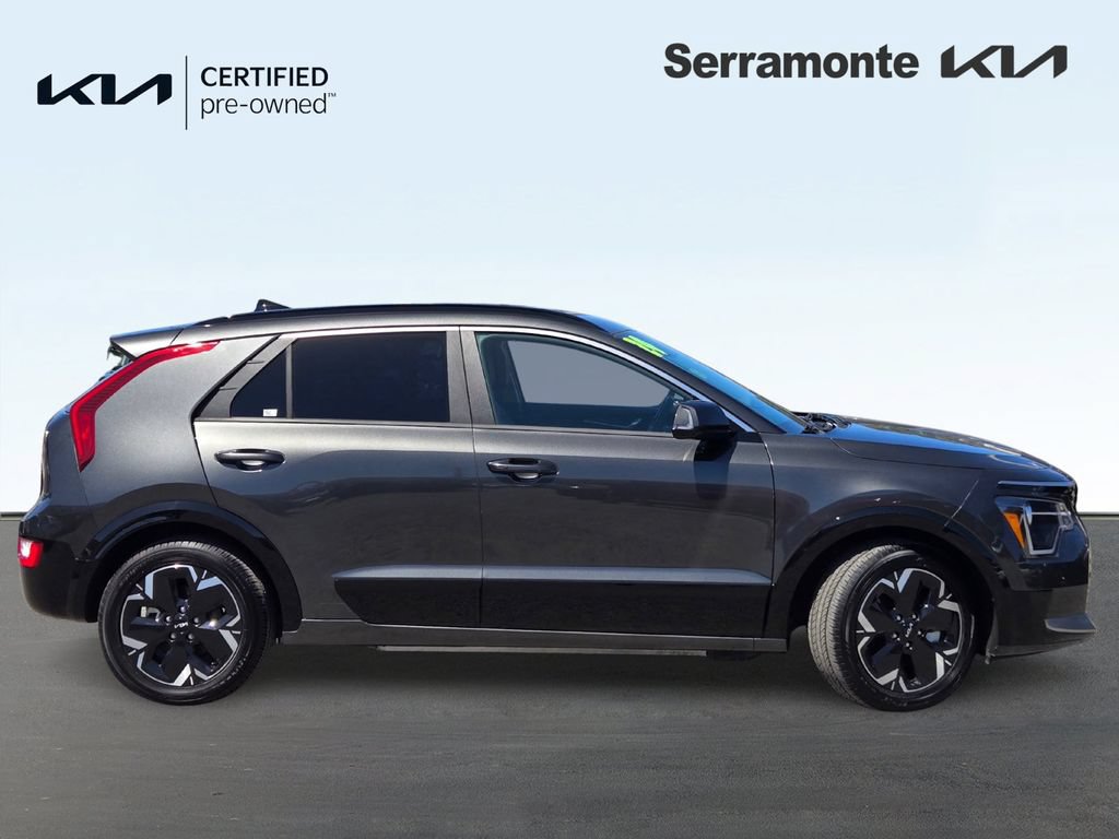 Certified 2024 Kia Niro Wind w/ Wind Preserve Package FWD image 3