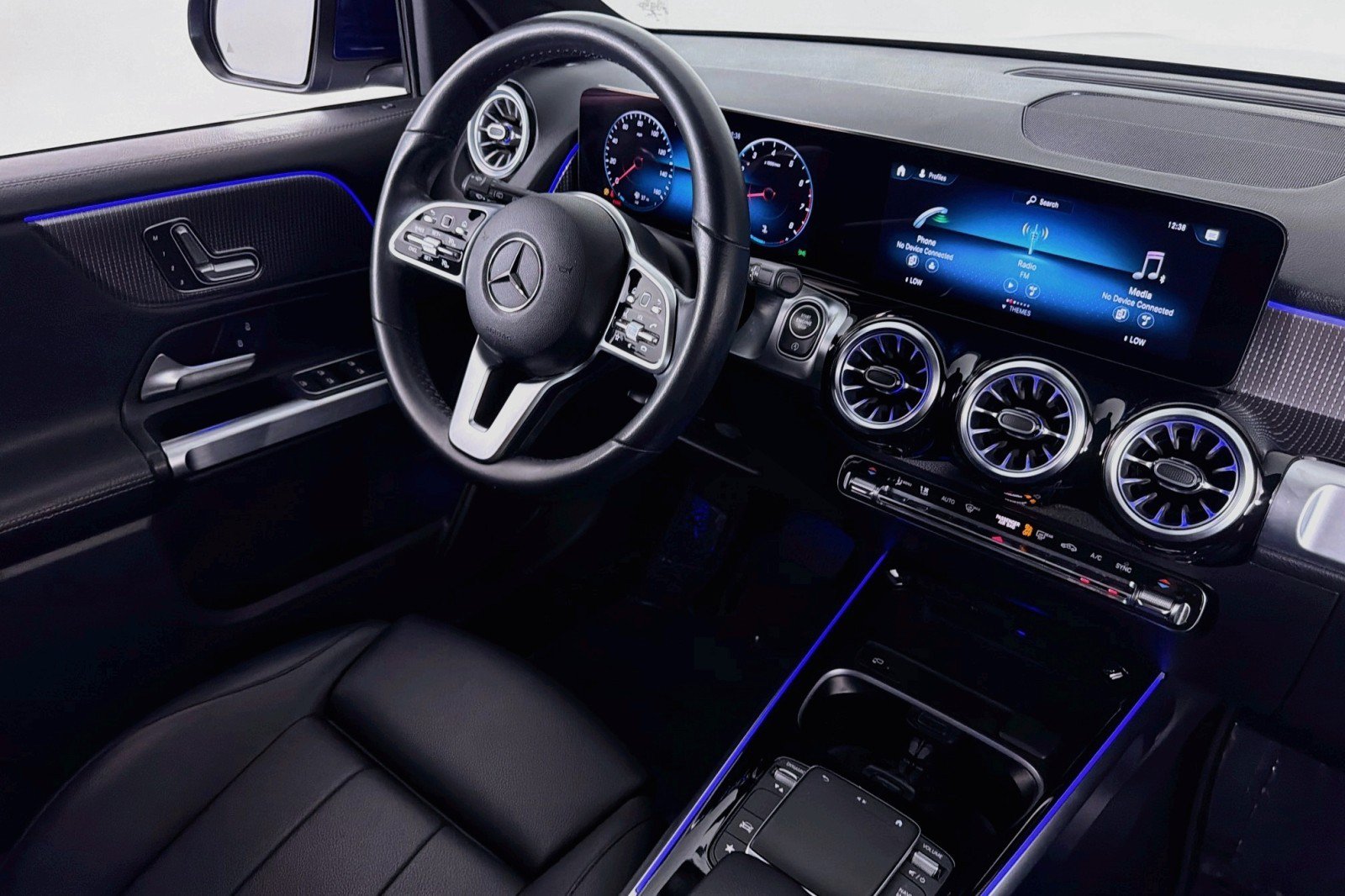 Used 2022 Mercedes-Benz GLB 250 image 15
