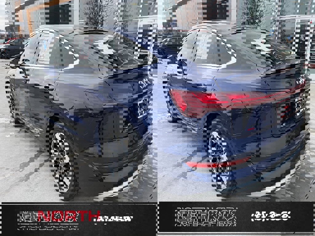 Used 2023 Audi e-tron Premium Plus w/ Premium Plus Package image 19