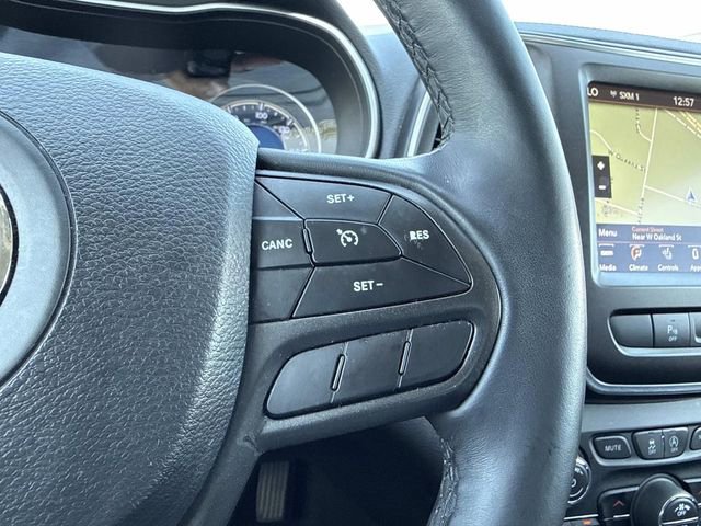 Used 2019 Jeep Cherokee Trailhawk w/ Comfort/Convenience Group image 28