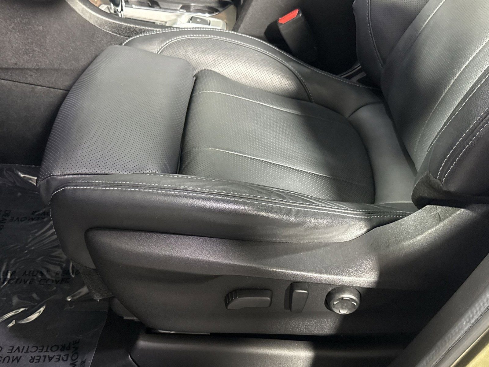 Used 2023 Subaru Ascent Touring AWD/4WD image 14
