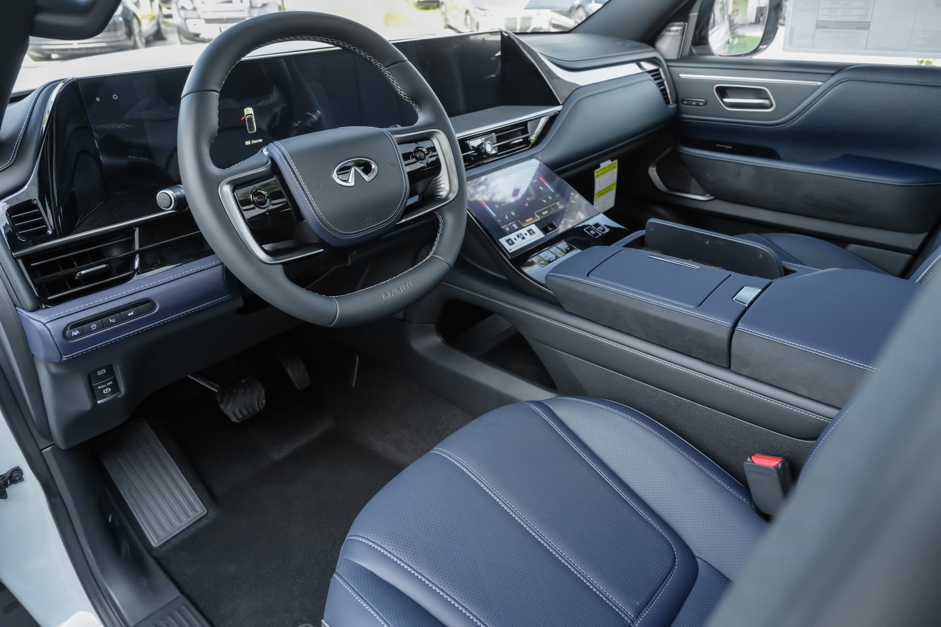 New 2026 INFINITI QX80 4WD w/ Sport Exterior Package image 7