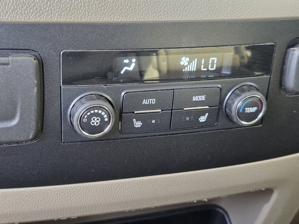 Used 2019 Chevrolet Tahoe LT w/ Luxury Package AWD/4WD image 35