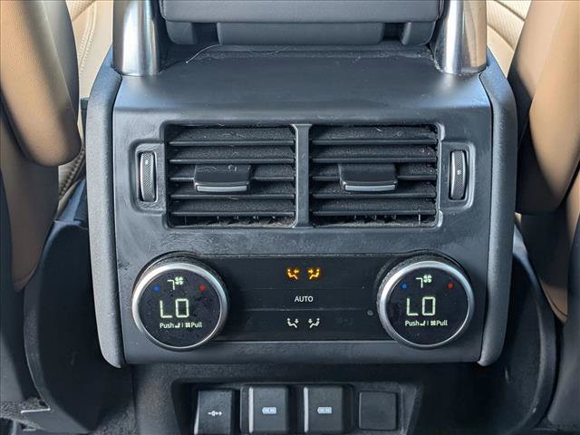 Used 2023 Land Rover Discovery HSE R-Dynamic image 17