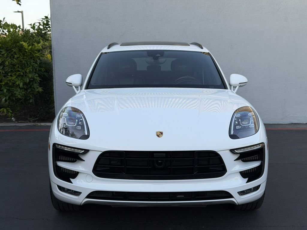 Used 2018 Porsche Macan GTS AWD/4WD image 2