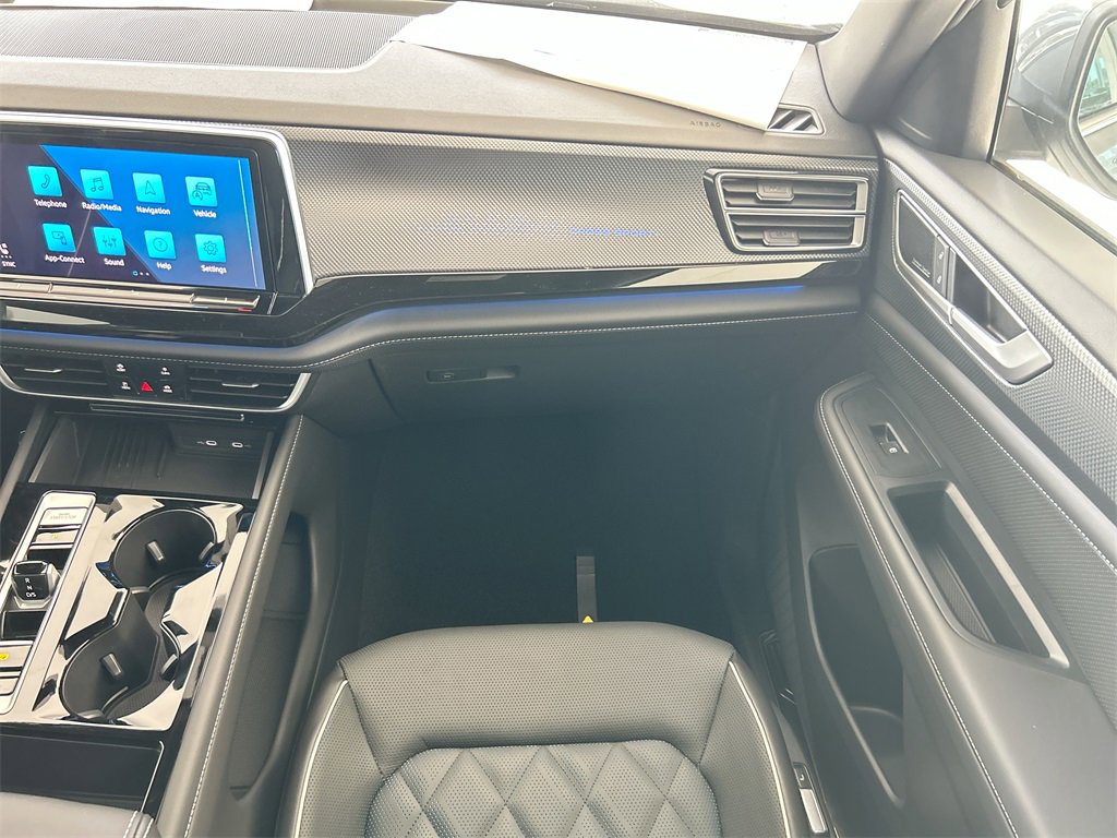 New 2025 Volkswagen Atlas Cross Sport SEL Premium R-Line image 51