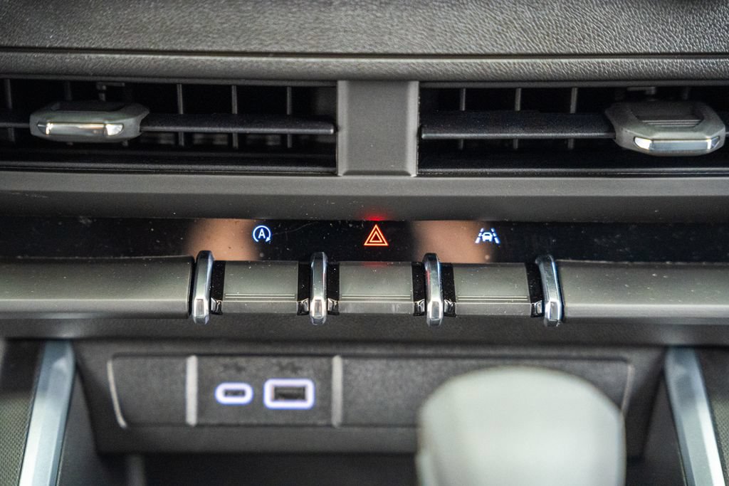 New 2026 Chevrolet Colorado Trail Boss AWD/4WD image 24