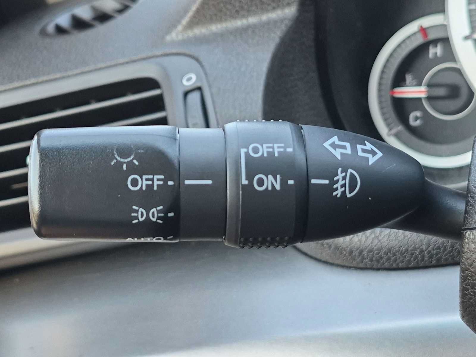 Used 2014 Acura TSX Sedan FWD image 28