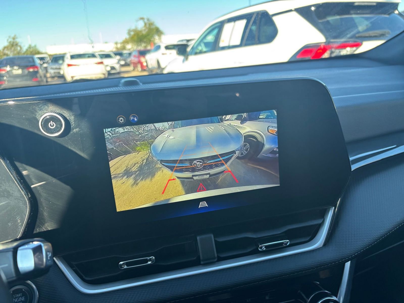 Used 2025 Chevrolet Equinox LT image 17