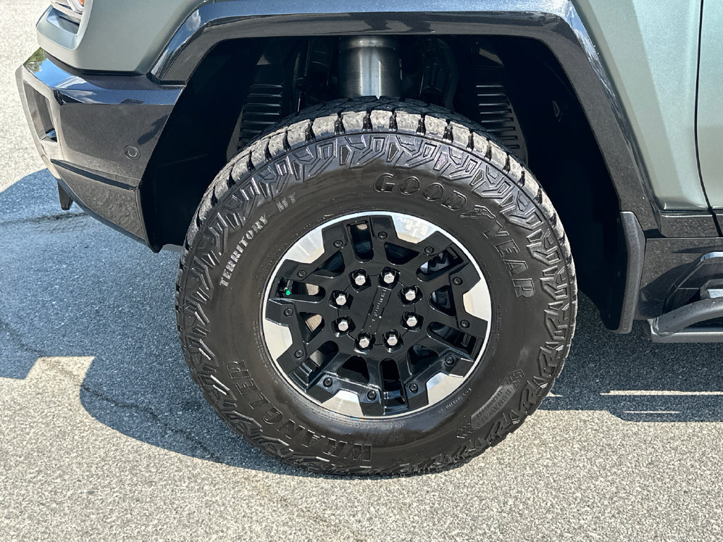 Used 2024 GMC Hummer EV 3X w/ Extreme Off-Road Package AWD/4WD image 11