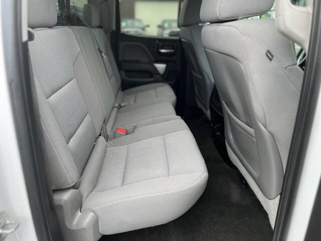 Used 2015 Chevrolet Silverado 2500 LT w/ LT Convenience Package image 14