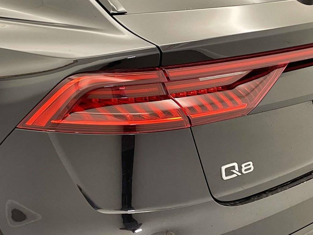 Used 2019 Audi Q8 Premium Plus image 16