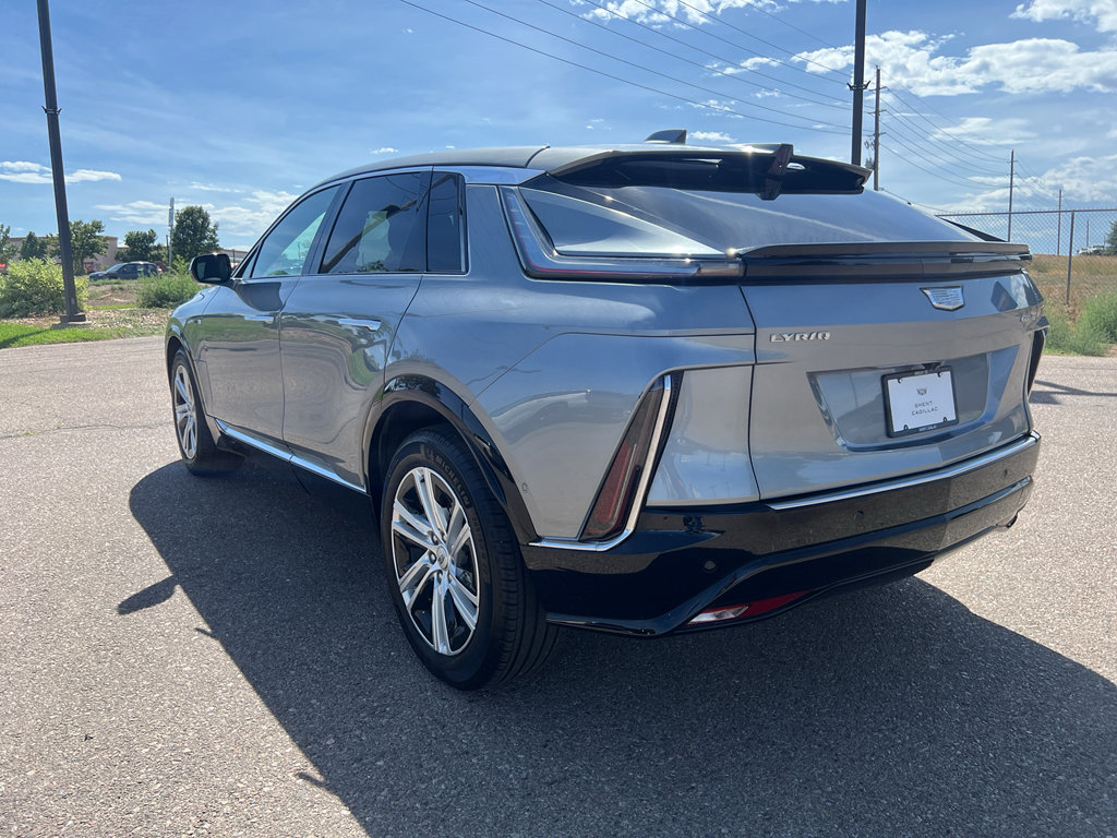 Used 2024 Cadillac Lyriq Tech w/ Driver Assist Package AWD/4WD image 28