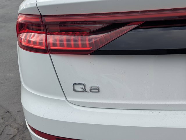 Used 2022 Audi Q8 Premium Plus w/ Premium Plus Package image 4