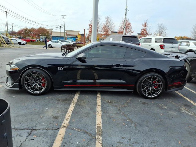 Used 2022 Ford Mustang Mach 1 w/ Mach 1 Handling Package RWD image 4
