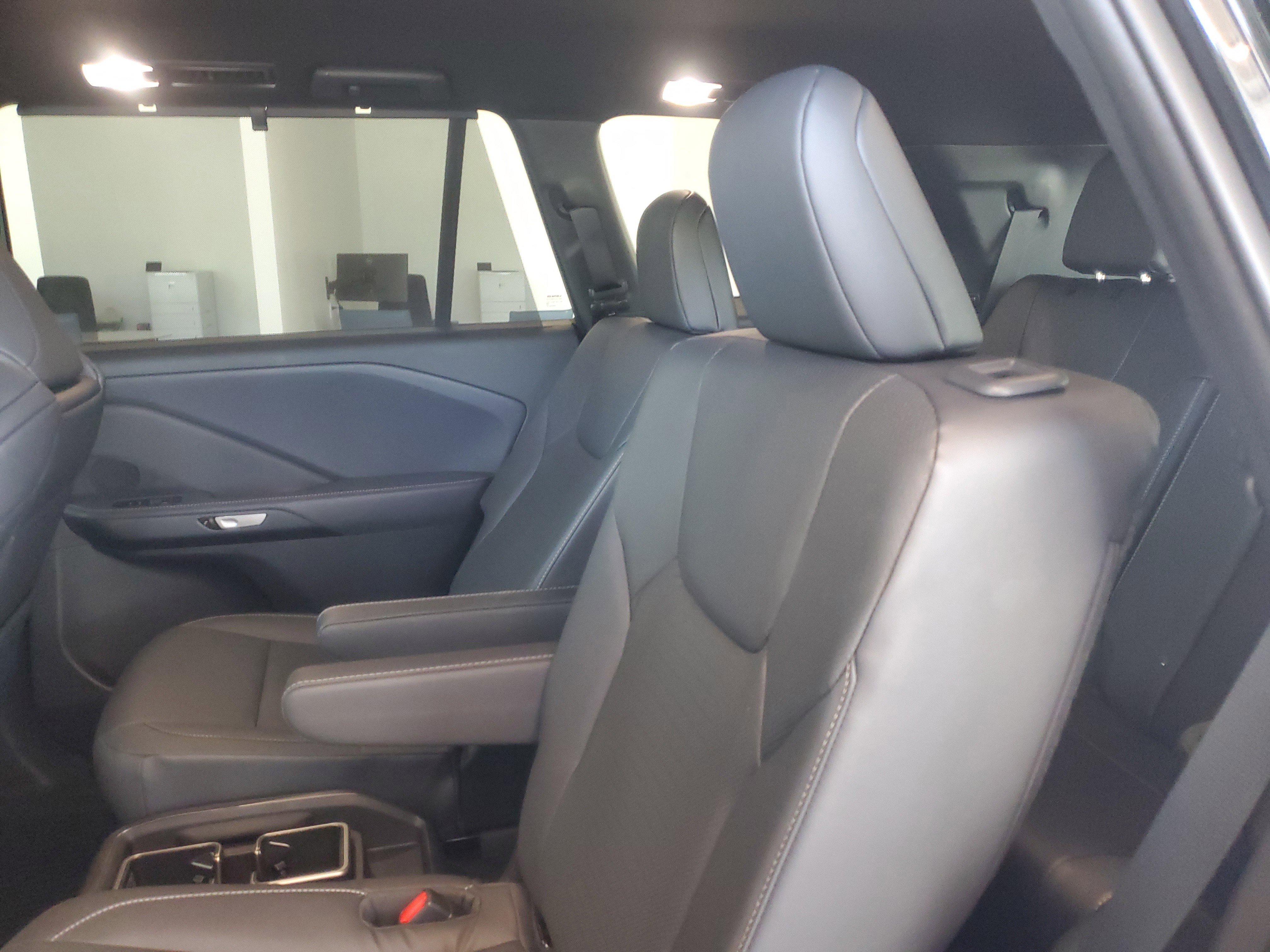 Used 2026 Lexus TX 500h AWD w/ Technology Package image 13