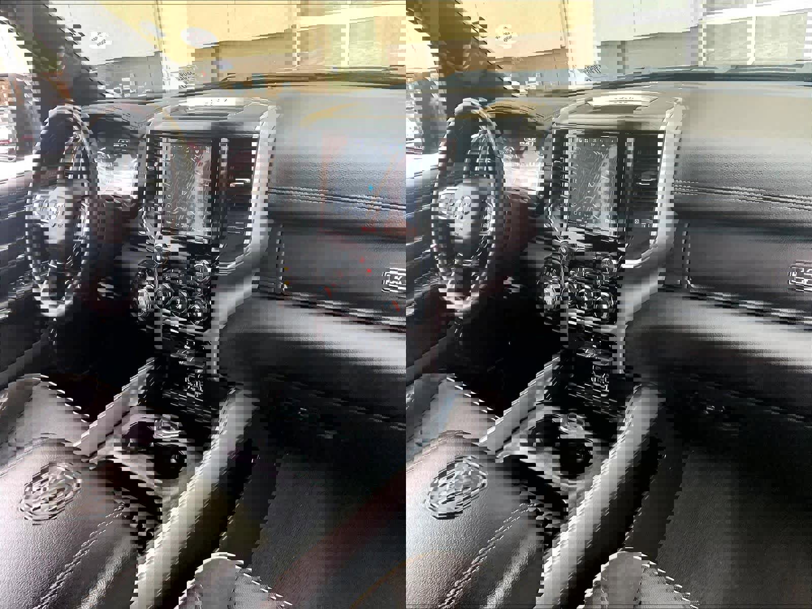 Used 2024 RAM 1500 Laramie image 14