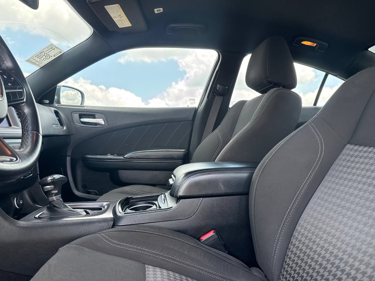 Used 2023 Dodge Charger SXT w/ Blacktop Package RWD image 34