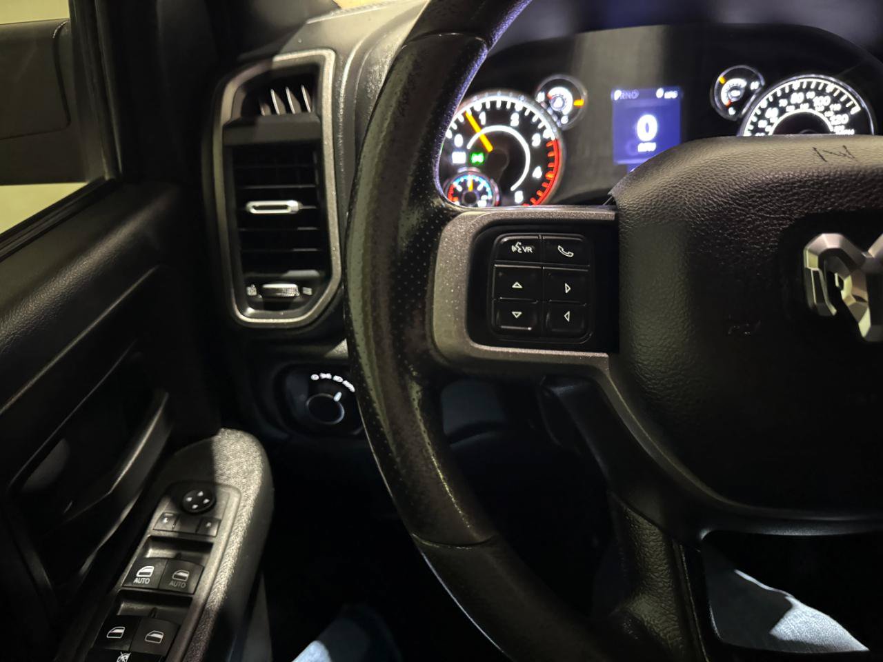 Used 2022 RAM 3500 Tradesman AWD/4WD image 22