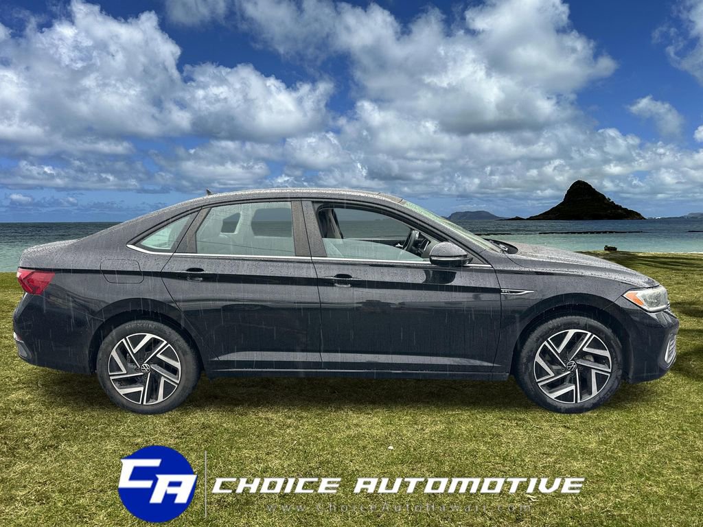 Used 2022 Volkswagen Jetta SEL image 8