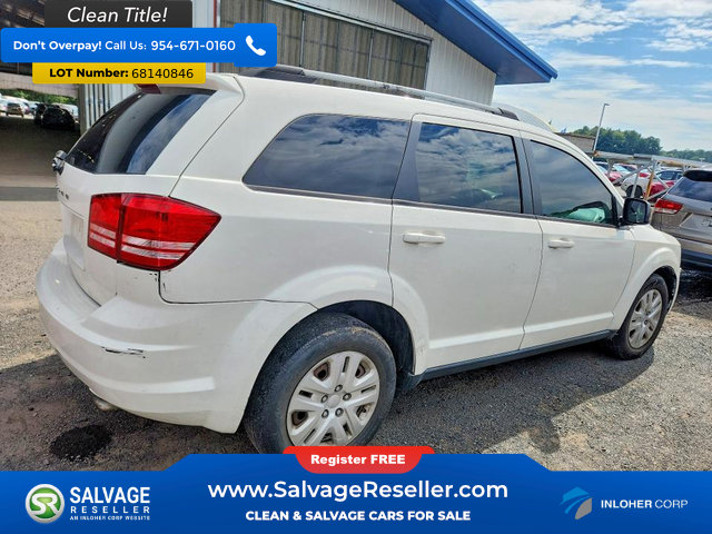 Used 2019 Dodge Journey SE FWD image 4