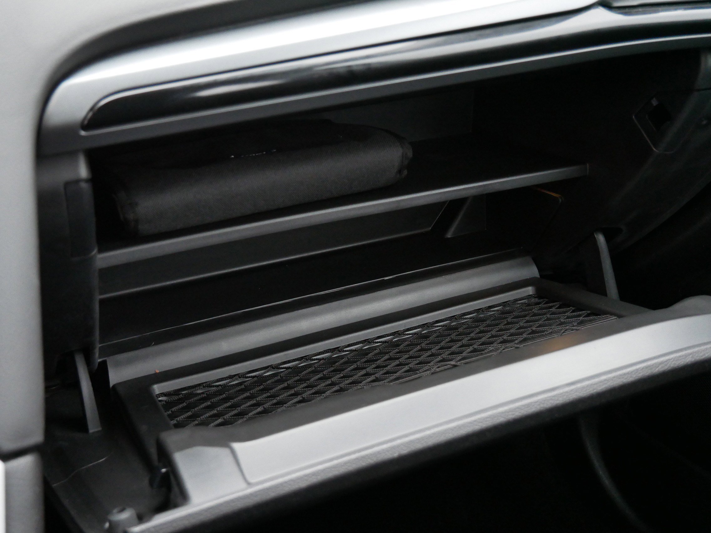 Used 2016 Ford Fusion SE image 33