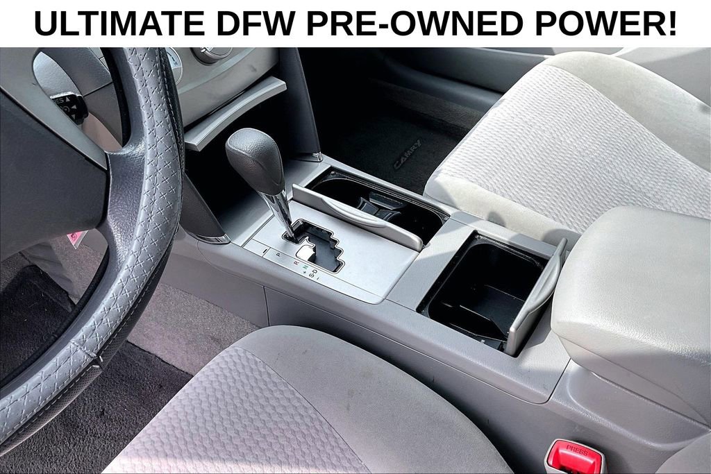 Used 2010 Toyota Camry LE FWD image 16